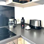 George 2 Zi-appartement *